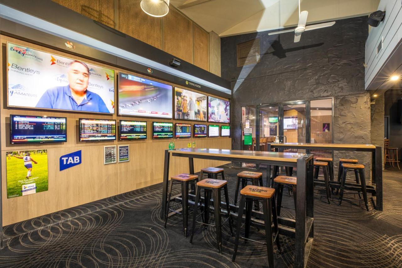 Burvale Hotel Nunawading Exterior photo