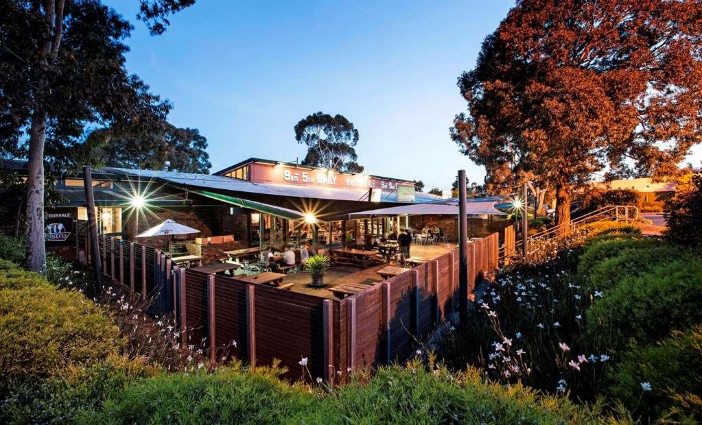 Burvale Hotel Nunawading Exterior photo
